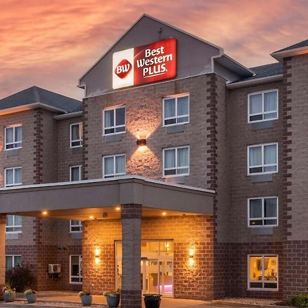 Best Western Plus Dartmouth Hotel & Suites Екстер'єр фото