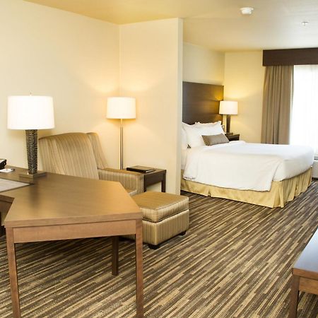 Best Western Plus Dartmouth Hotel & Suites Екстер'єр фото