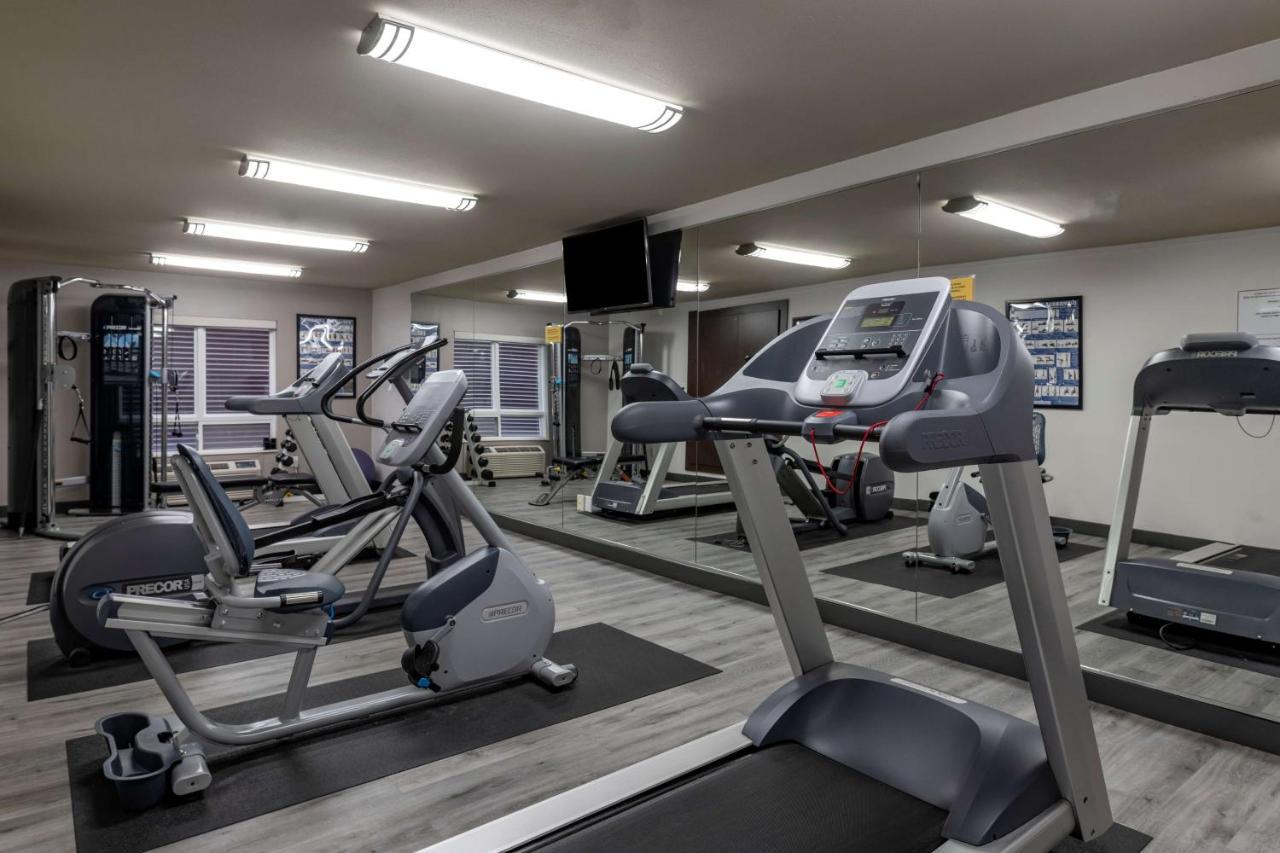 Best Western Plus Dartmouth Hotel & Suites Екстер'єр фото
