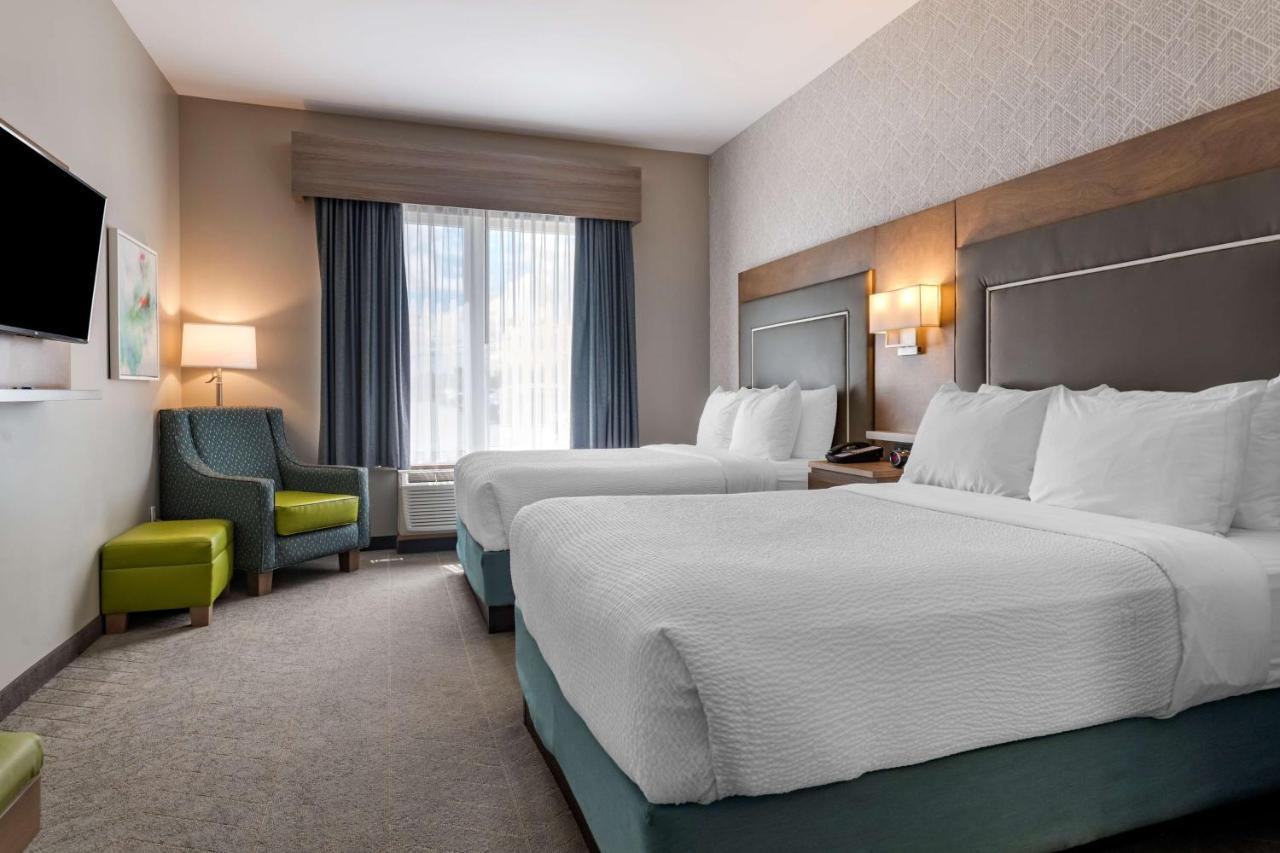 Best Western Plus Dartmouth Hotel & Suites Екстер'єр фото
