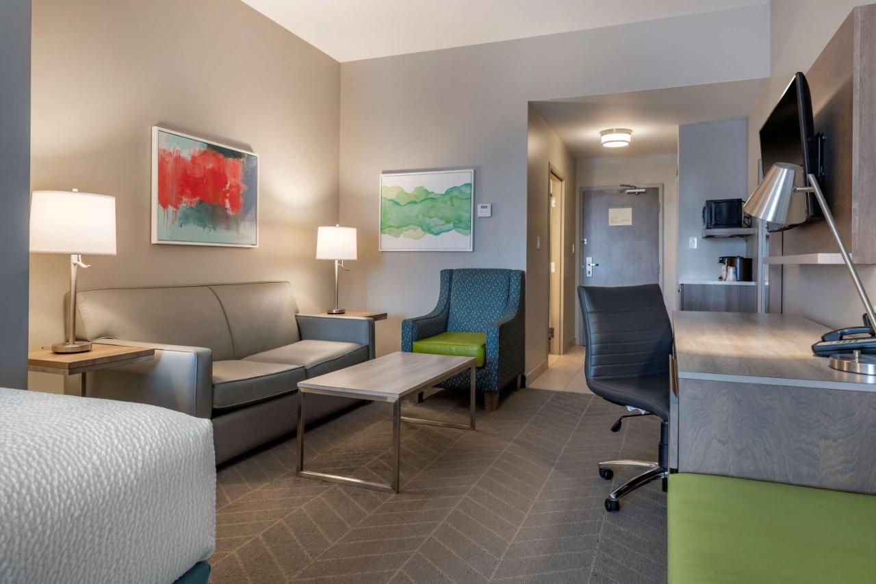 Best Western Plus Dartmouth Hotel & Suites Екстер'єр фото