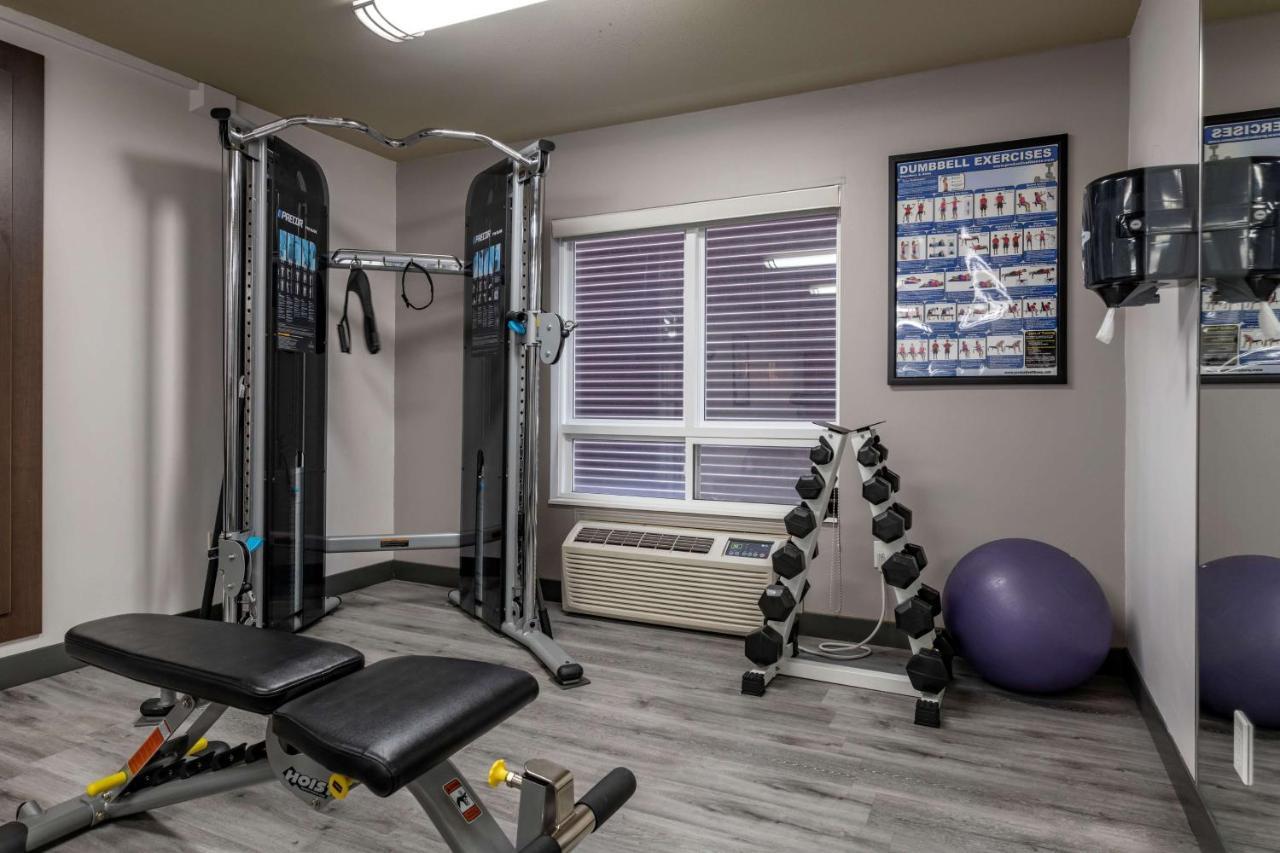 Best Western Plus Dartmouth Hotel & Suites Екстер'єр фото